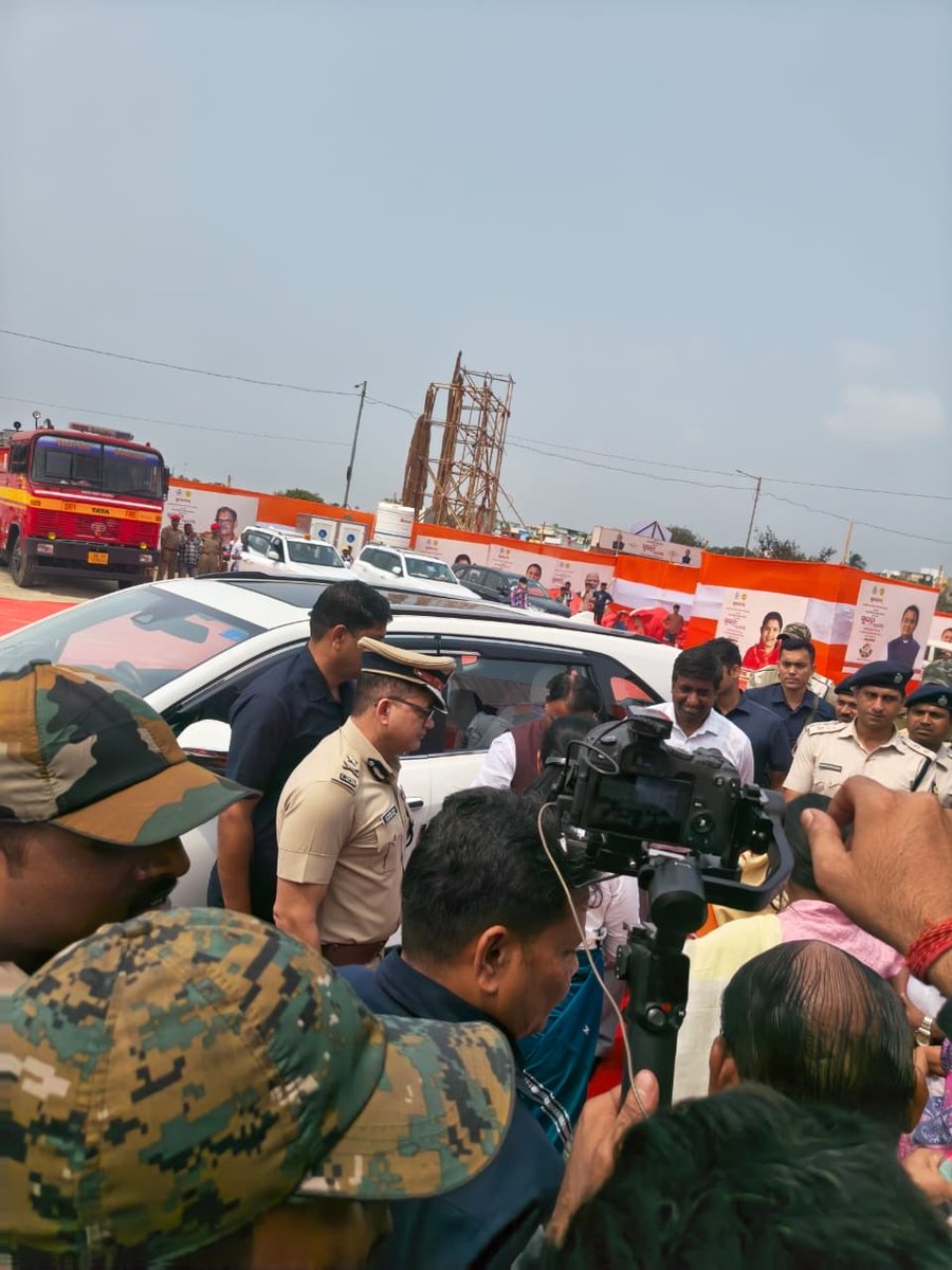 igcrcuttack's tweet image. Odisha Police ensures safe &amp;amp; smooth visit of Hon'ble CM Mohan Charan Majhi to Puri! 
✅ Anti-sabotage checks, crowd management &amp;amp; seamless traffic flow mark successful Subhadra Shakti Mela &amp;amp; Women's Day celebrations #OdishaPolice #Puri #Security
@odisha_police @DGPOdisha