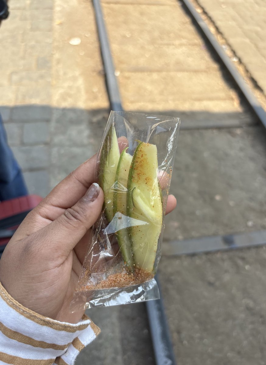 Shivanirft's tweet photo. Kisi  ke muh mai pani toh nahi aya 😋🙂‍↕️ https://t.co/MIypQ0BN8p