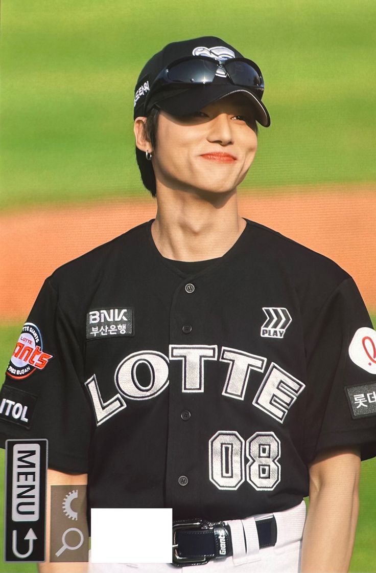 JWY safe place tweet media