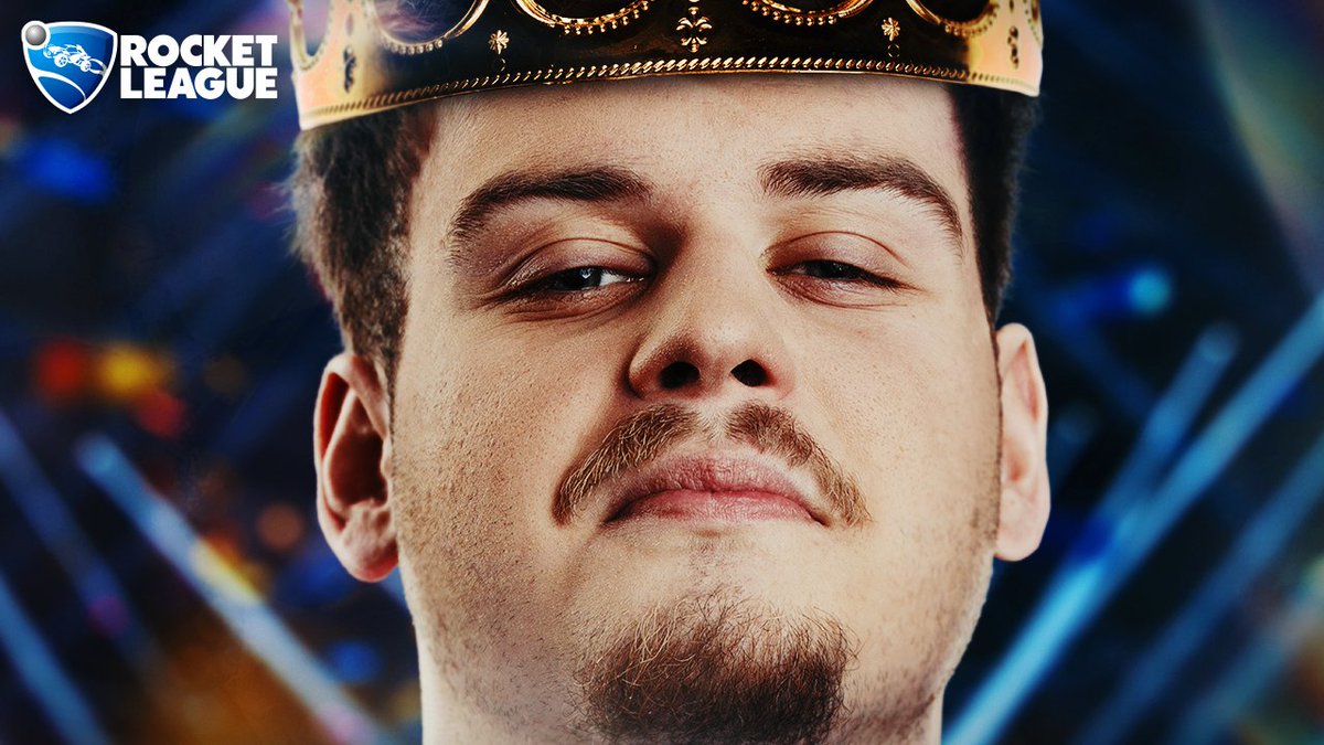 LifeIsCool tweet media