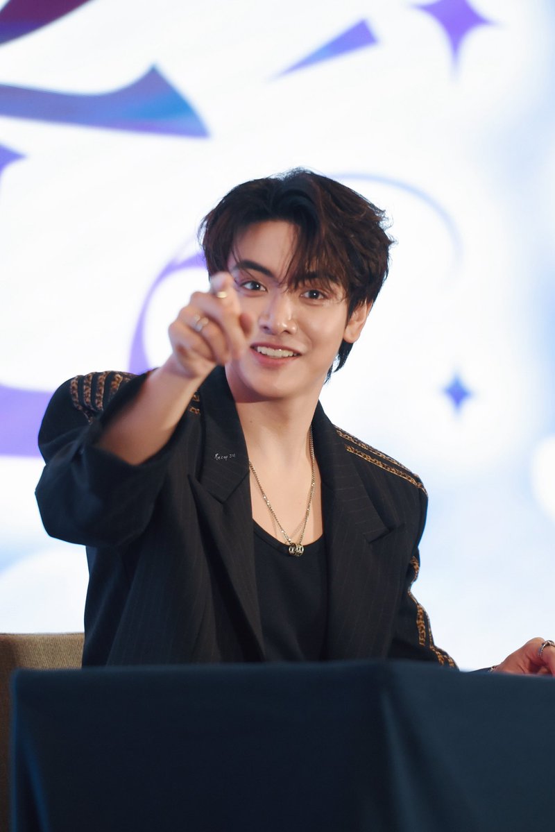 ReCapJoy ̆̈ tweet media