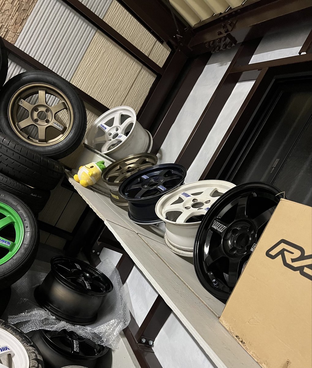 lp2ek's tweet photo. #TE37の日
#TE37day
数えたことないけど200本くらいは持ってるはず🛞 https://t.co/moUcmv3G0S