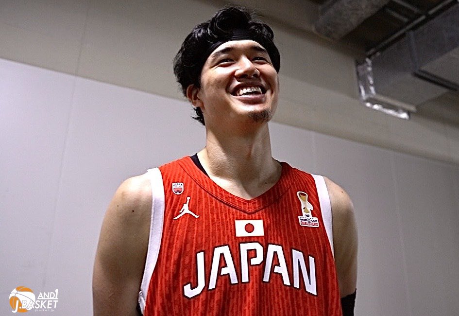 jbasket_jp's tweet image. 【ワールドカップアジア予選を通して】
渡邊雄太が当たり前のように🇯🇵日本代表にいる凄さ
📝 jbasket.jp/%e6%97%a5%e6%9…
⁡
#FIBAWC
#渡邊雄太
#千葉ジェッツ
#Jbasketインタビュー