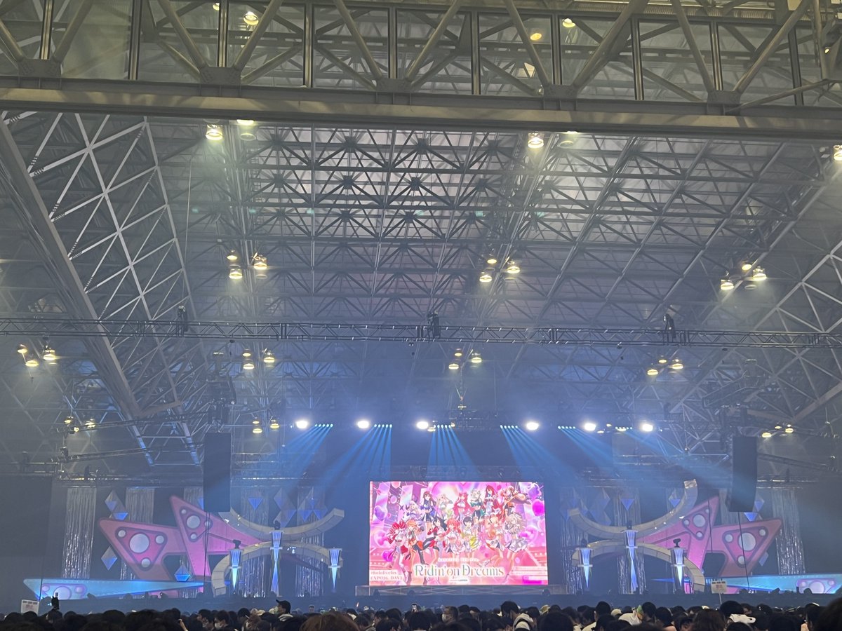 35p0401's tweet photo. 3日間楽しかった！ #hololiveEXPOfes2026 https://t.co/6sGQYzTcEA