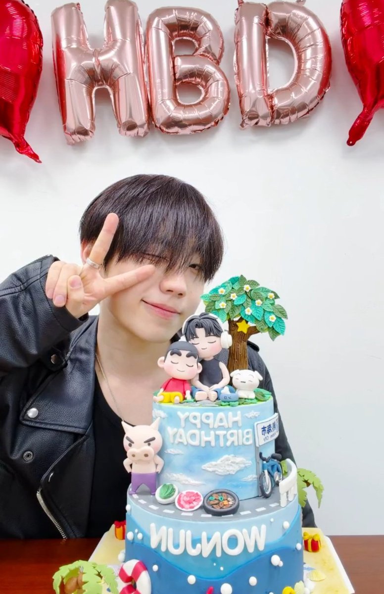jessiluvjjunie's tweet photo. our jjunie is the cutest 🥺❤️‍🩹
Wonjun, I can't wait to see you grow even more!! never forget how loved you are and how special you are ><
thank you for being born~~
I love you forever, my little love 💕 
#원준 #WONJUN https://t.co/jpa3Dym6Bo
