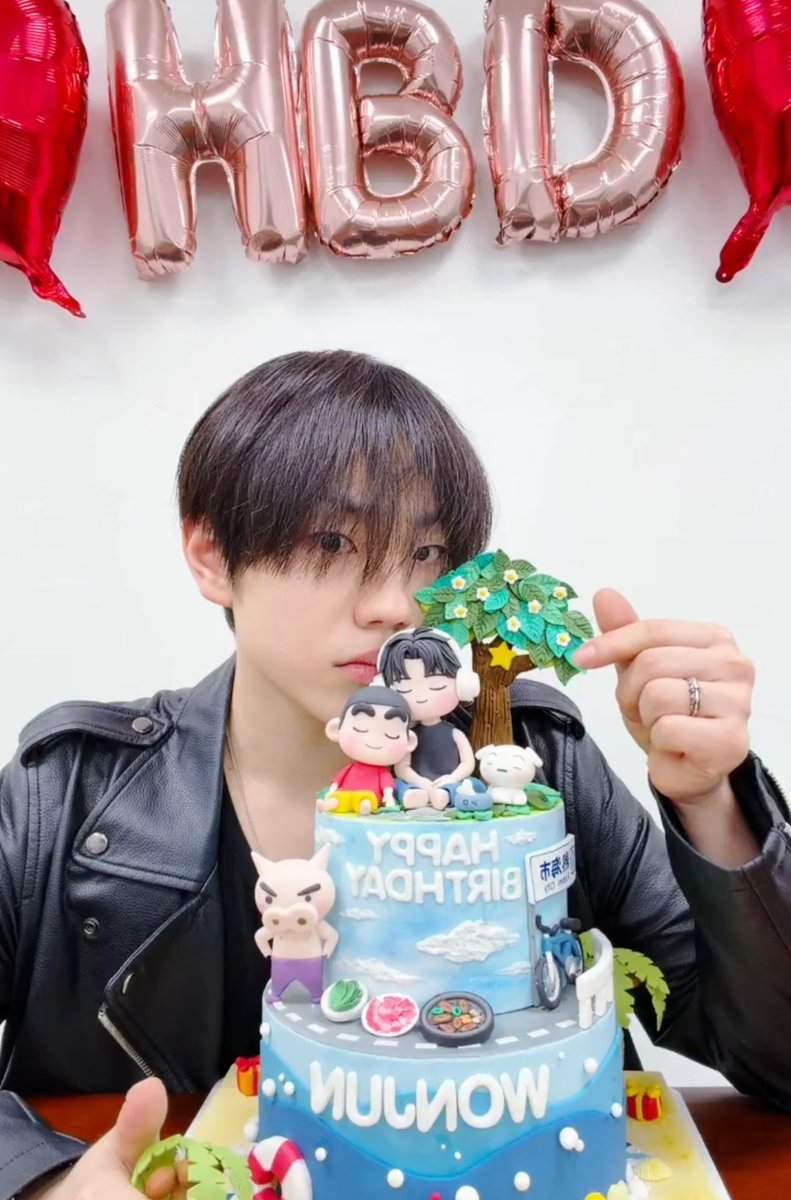 jessiluvjjunie's tweet photo. our jjunie is the cutest 🥺❤️‍🩹
Wonjun, I can't wait to see you grow even more!! never forget how loved you are and how special you are ><
thank you for being born~~
I love you forever, my little love 💕 
#원준 #WONJUN https://t.co/jpa3Dym6Bo