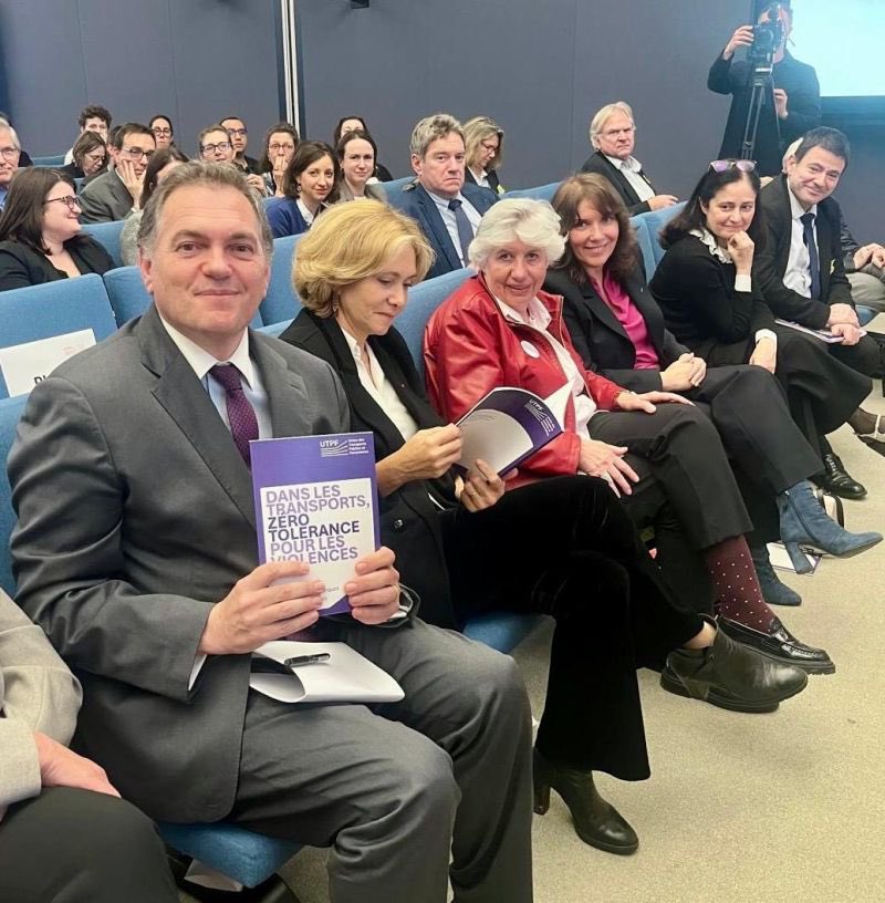 David Valence tweet media