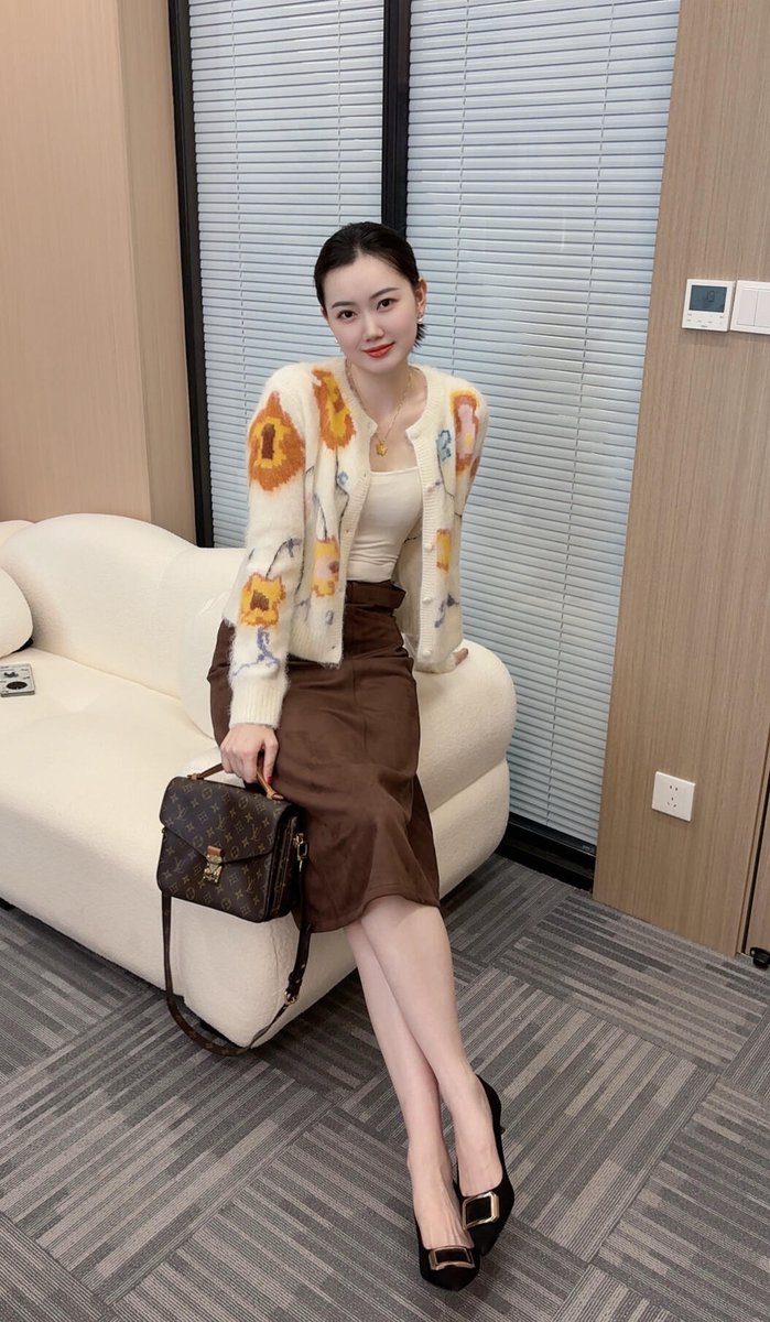 gdcpdd520's tweet photo. 祝姐妹们“父女节快乐”🌹 https://t.co/kuz3TH5S8j