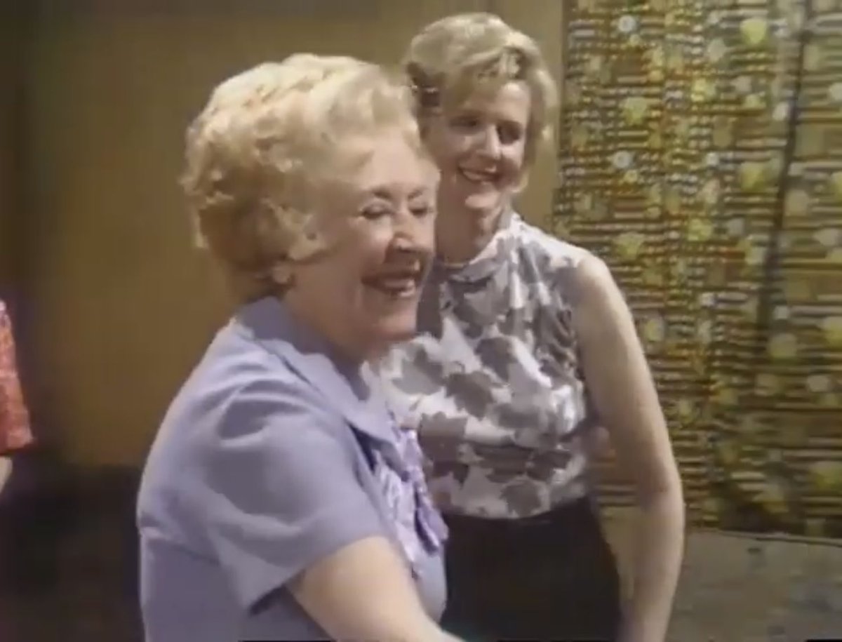 Doris Speed Fans tweet media