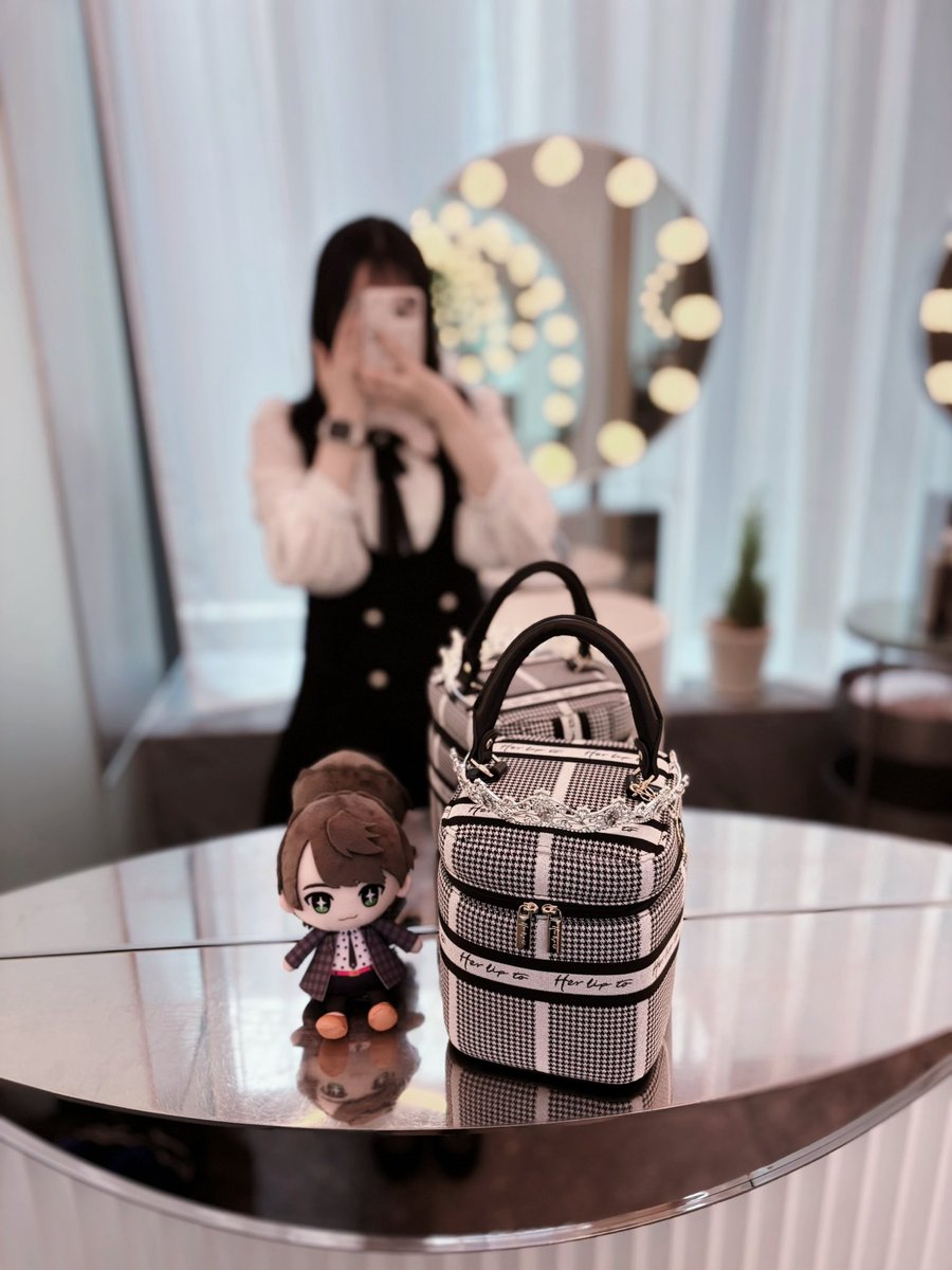 𝑅𝑖𝑘𝑎 tweet media