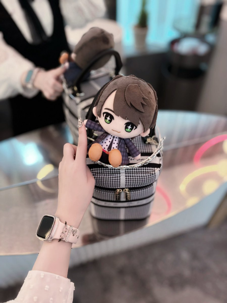 𝑅𝑖𝑘𝑎 tweet media