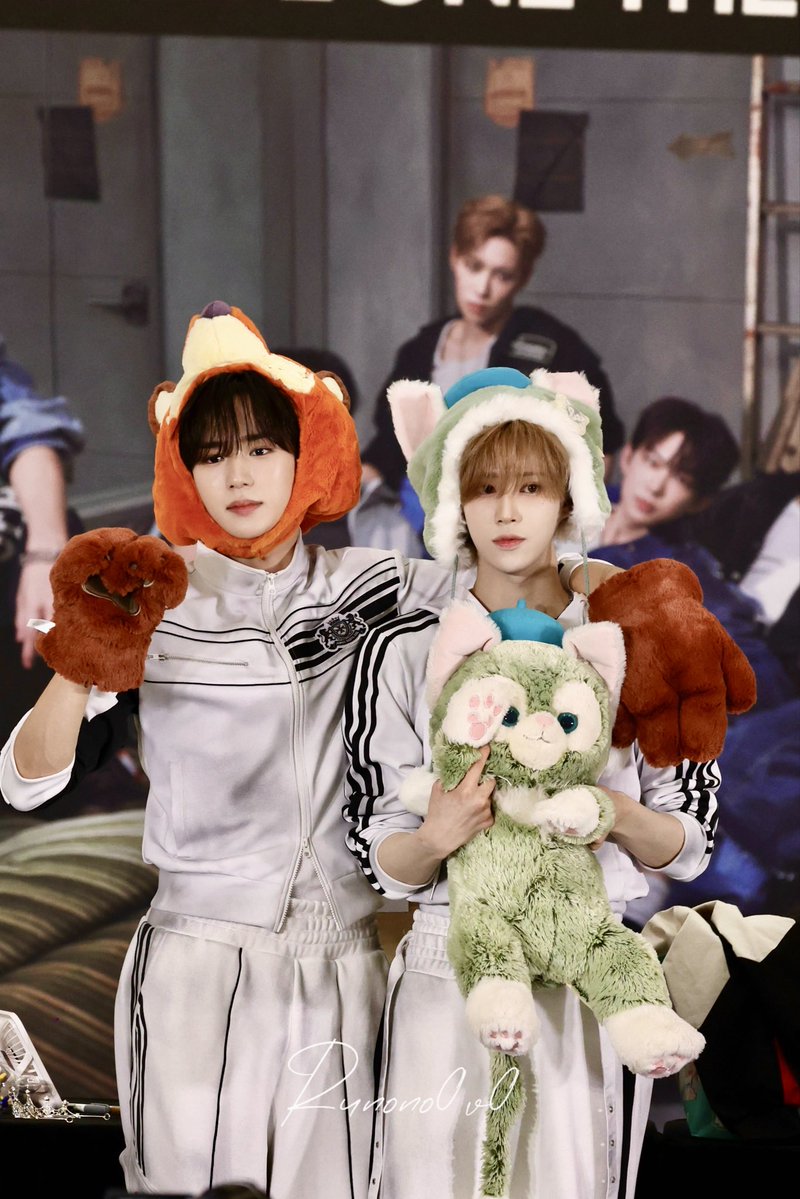 Runono﹥﹤ tweet media