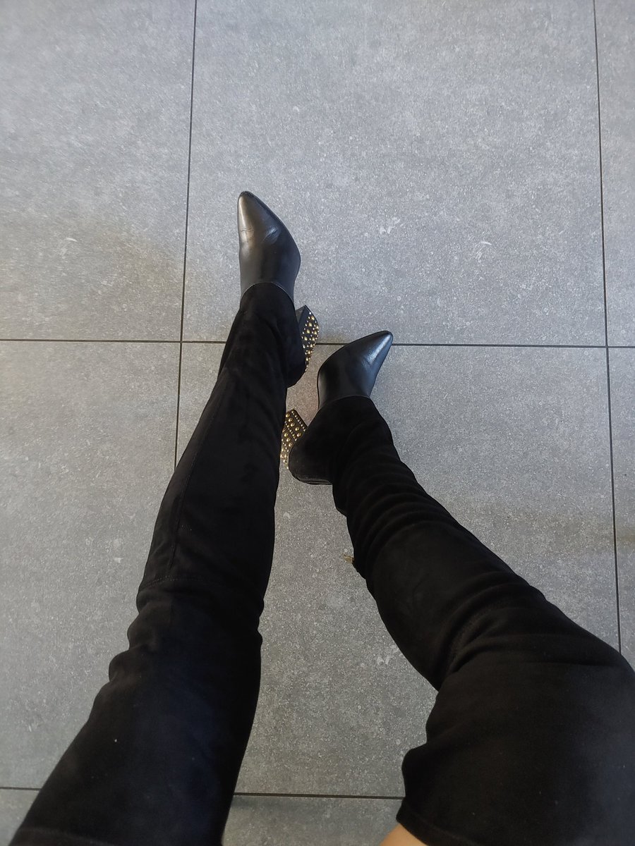 domi8055's tweet photo. Jeśli czujesz impuls - wiesz co robić👇🧎‍♂️
Nie odpowiadam bez szacunku🧎‍♂️
Milczenie też jest odpowiedzią🧎‍♂️
@findom @domina @Sklave https://t.co/gvqBxS5nr0