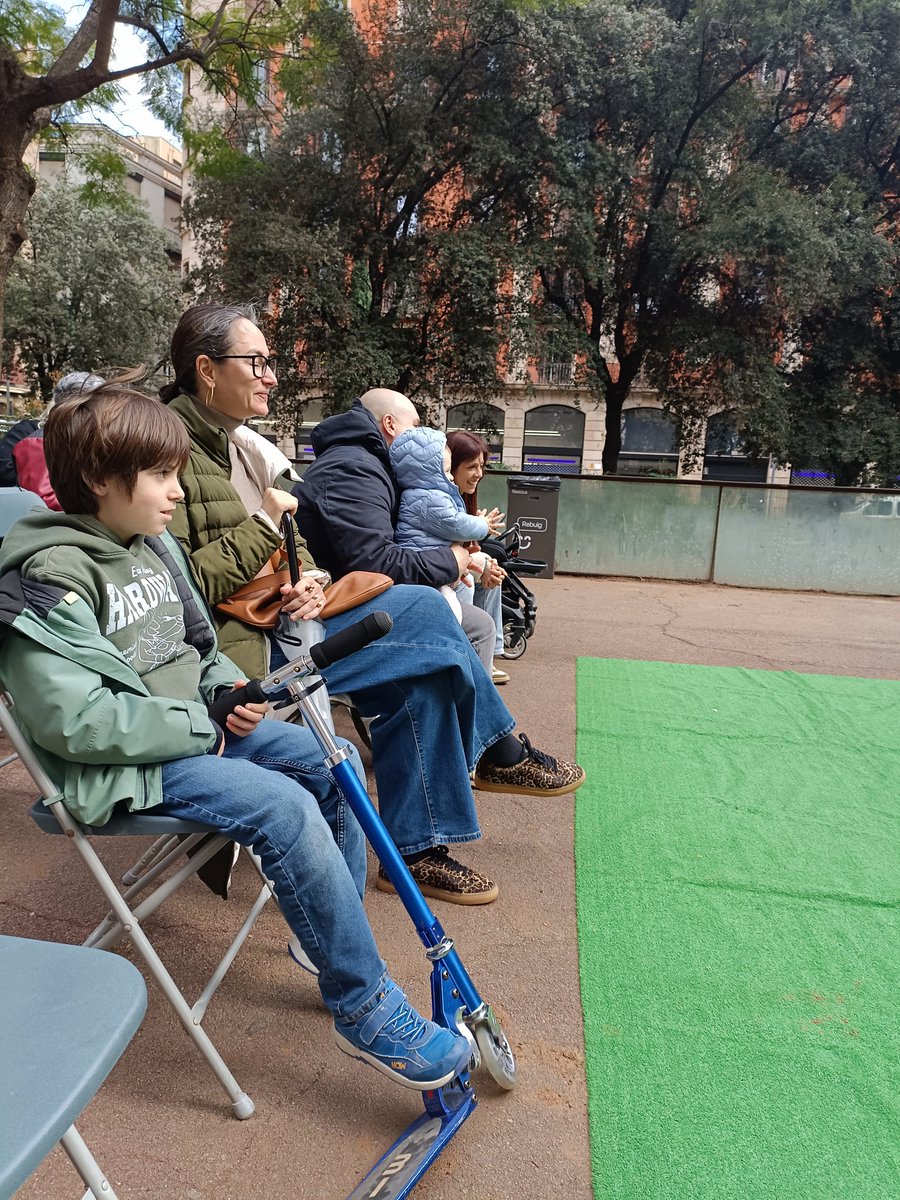 XARXA VEÏNAL GÒTIC tweet media