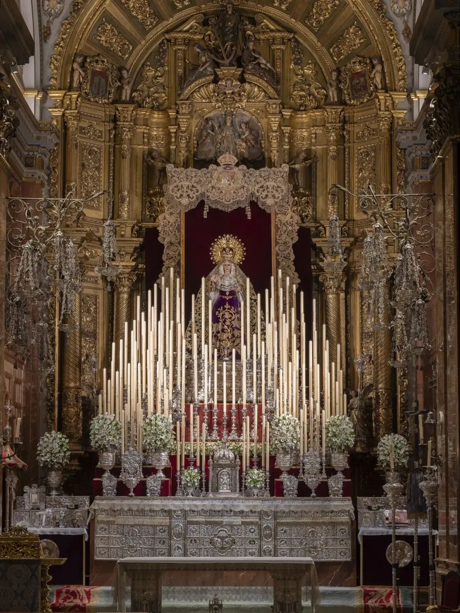 El cambio tan espectacular que ha experimentado la <a href="/Hdad_Macarena/">Hermandad de la Macarena</a>, vuelve a poner de manifiesto que es madre y señera de la Semana Santa Sevillana.
