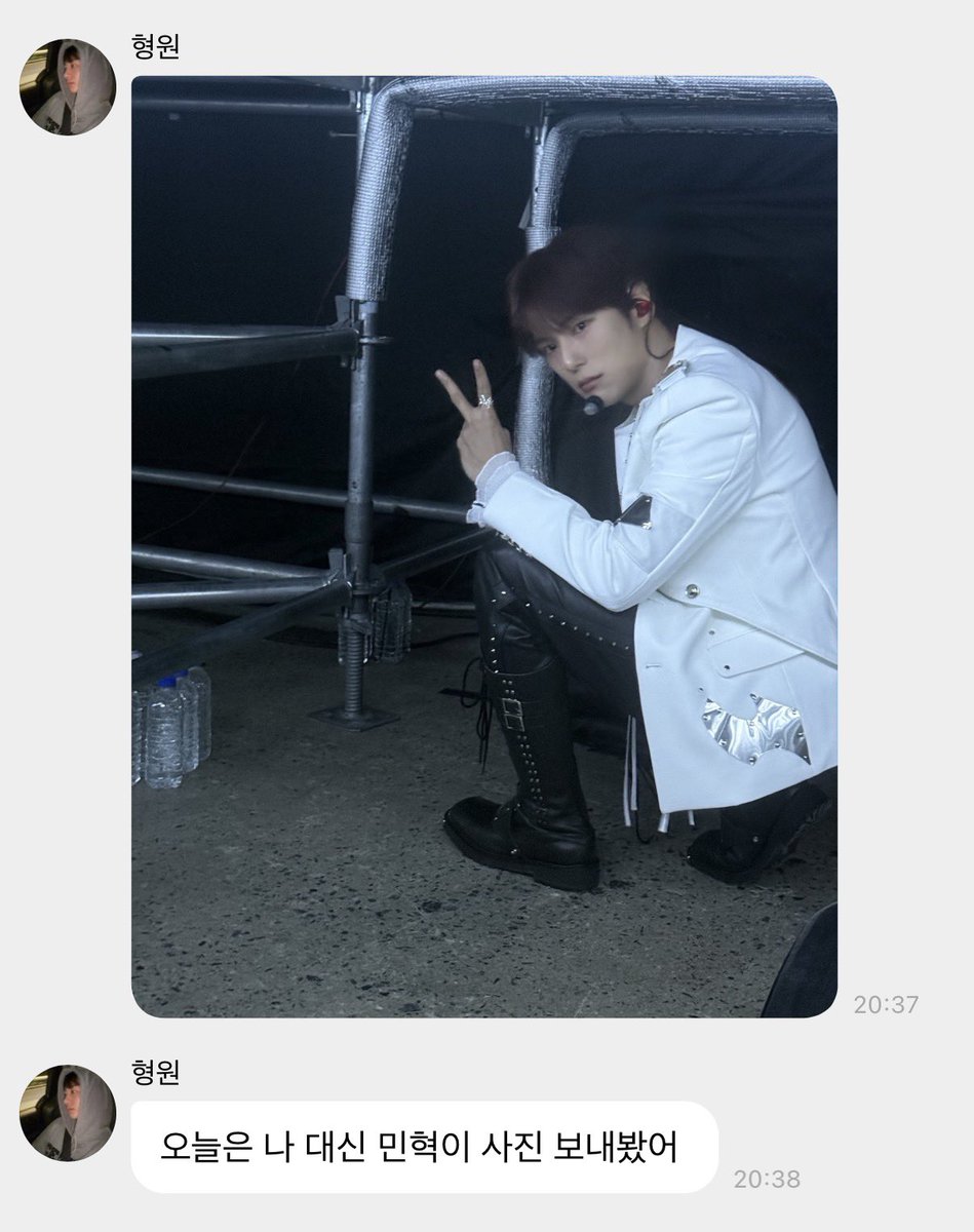 dayofyou's tweet photo. …. 뭐지? https://t.co/GVHKRqE2Ew