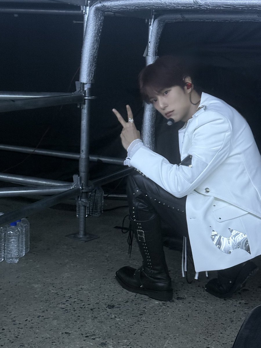 …. 뭐지?
