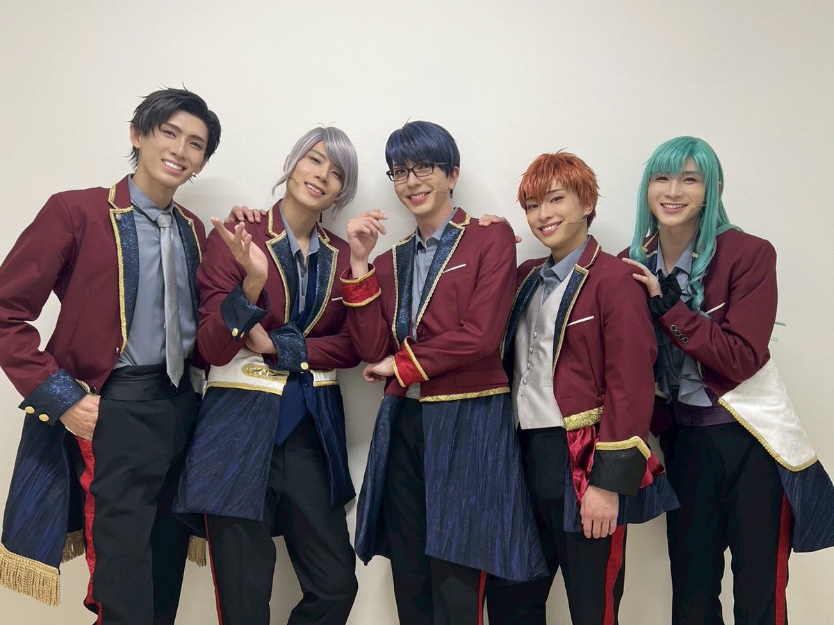 ryusei_maruyama's tweet photo. 新ミュージカル「スタミュ」-STARDUST STAGE-
大千穐楽、ご来場ご視聴ありがとうございました
無事全公演終了しました…！

ここまで応援してくださった皆様、本当にありがとうございました！
柊翼としてこのステージに立てた事が宝物です
幸せな時間でした

ありがとうございました！

#スタミュミュ https://t.co/CAXp4rlQin