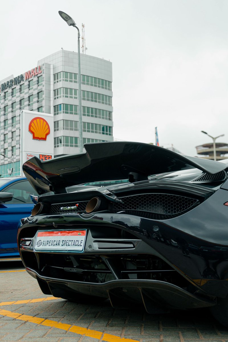 SupercarSpecGH's tweet photo. When speed met art literally! https://t.co/WRF6eMS6Wh