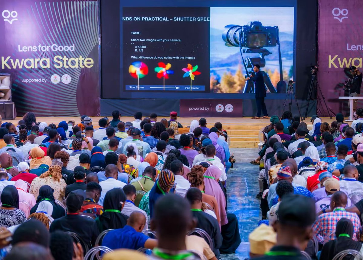 lens4good's tweet image. This session was never just about cameras.

It was about simplifying the creative process of the camera and showing that storytelling is possible for everyone.

Thanks to the amazing Damola shot it. 

#LensForGood #LensForGoodKwara
#LensForGoodWorkshop #visualstorytelling