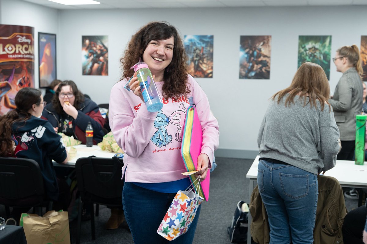 CardHeroines's tweet photo. ✨ Happy International Women’s Day! ✨

The ones who play TCGs for the art, for the aggro decks, for the controls or the mid-tempos. The one’s who win every round, or  find friends in the bottom tables. The ones who show up to events &amp; are the only women in the room.

#WomenInTCG https://t.co/ZqtXb8xXbQ