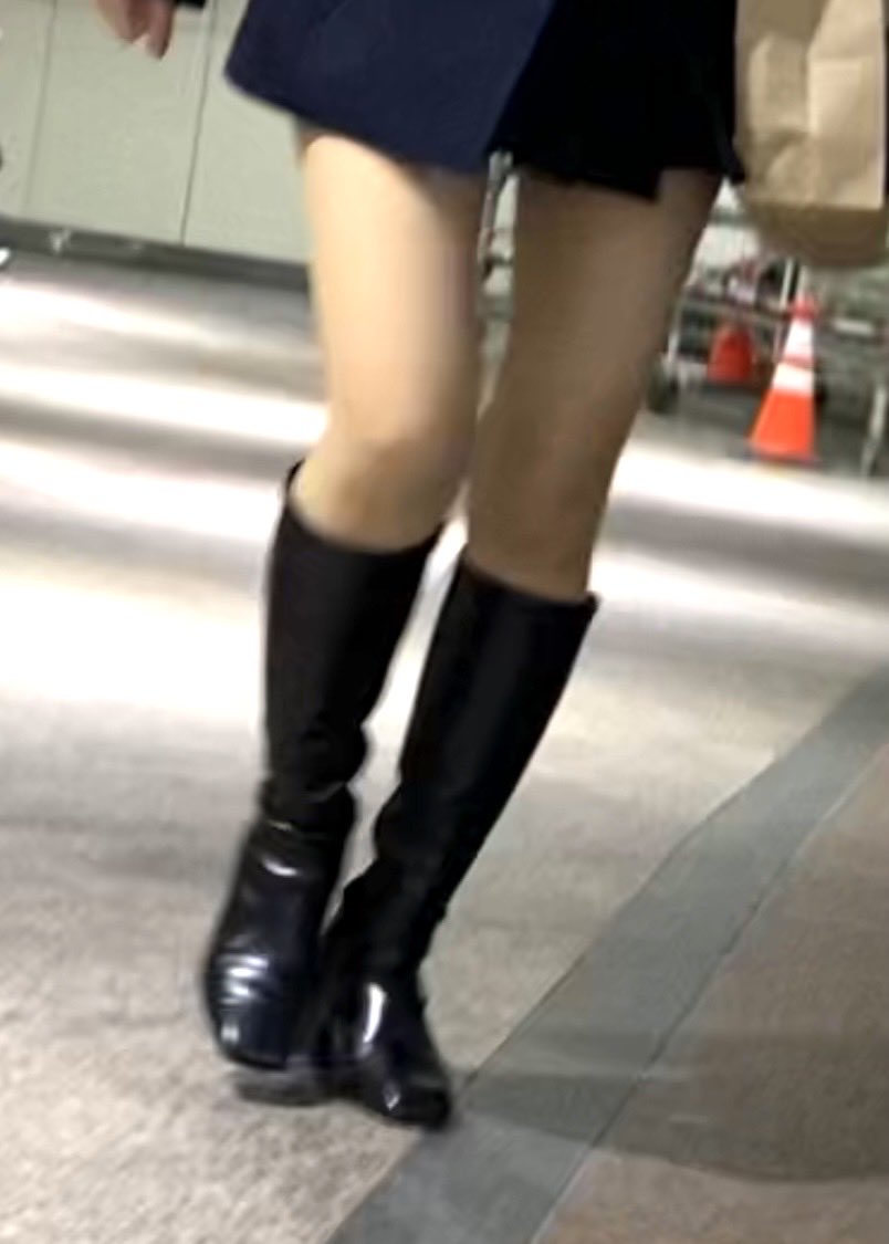 BootsNono's tweet photo. 拾。
ロングブーツ https://t.co/EmaBJNuEY8