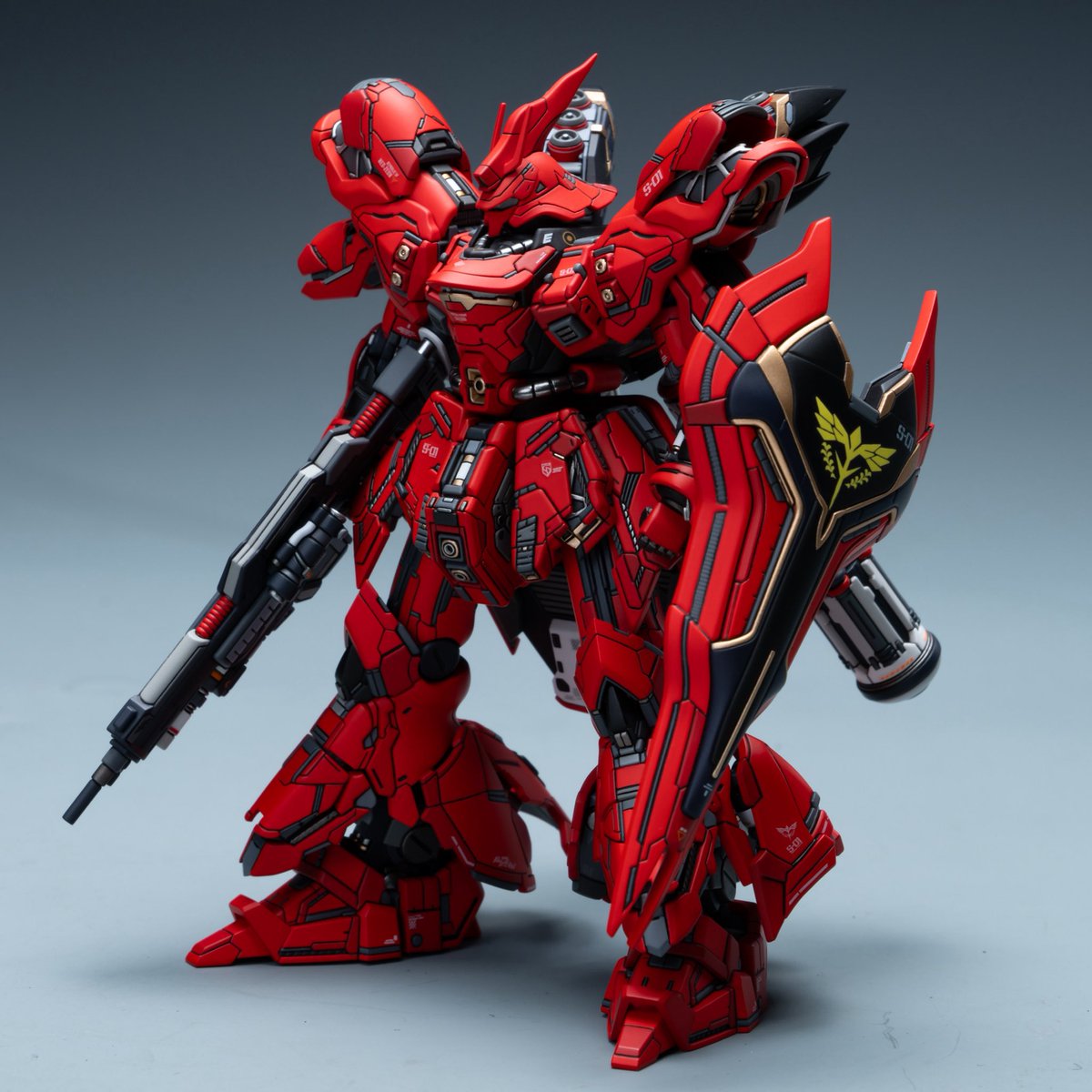 artifact size 1/300 Sazabi Fully Articulated Full Garage Kit