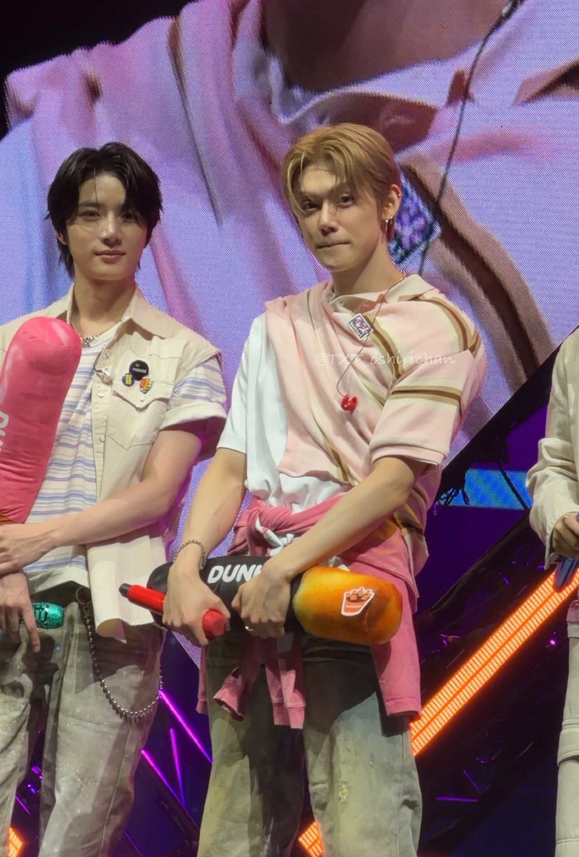 TXT_oshirichan's tweet photo. パステルピンク可愛かった🩷

💫 #DunkinPH_TXT #DunkinPH_WondersAt553 #TOMORROW_X_TOGETHER #TXT https://t.co/GfxlVvwJ0X