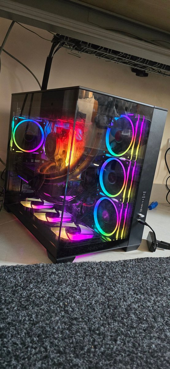 New rig is ready! Cya soon 😁

#twitch #nickbrute #PCGaming