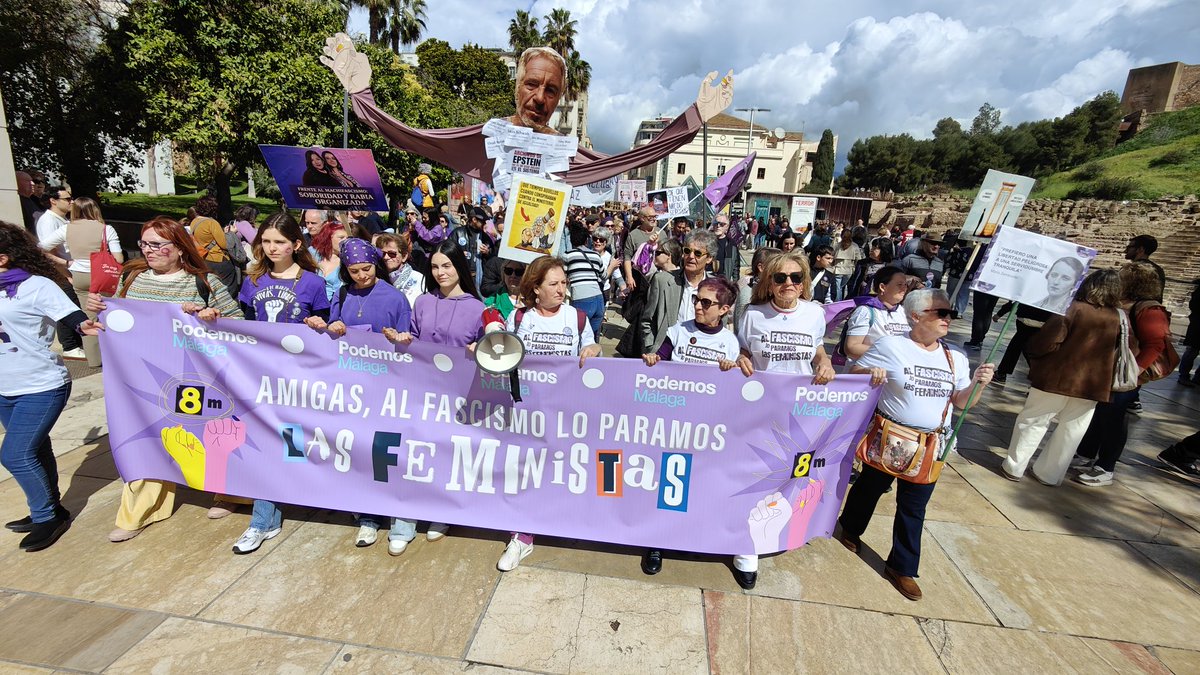 podemosmalaga's tweet image. 💜Al fascismo lo paramos las feministas✊🏼

Por un #feminismo antirracista, antifascista y transinclusivo.

#8M en las calles, #libres y #combativas