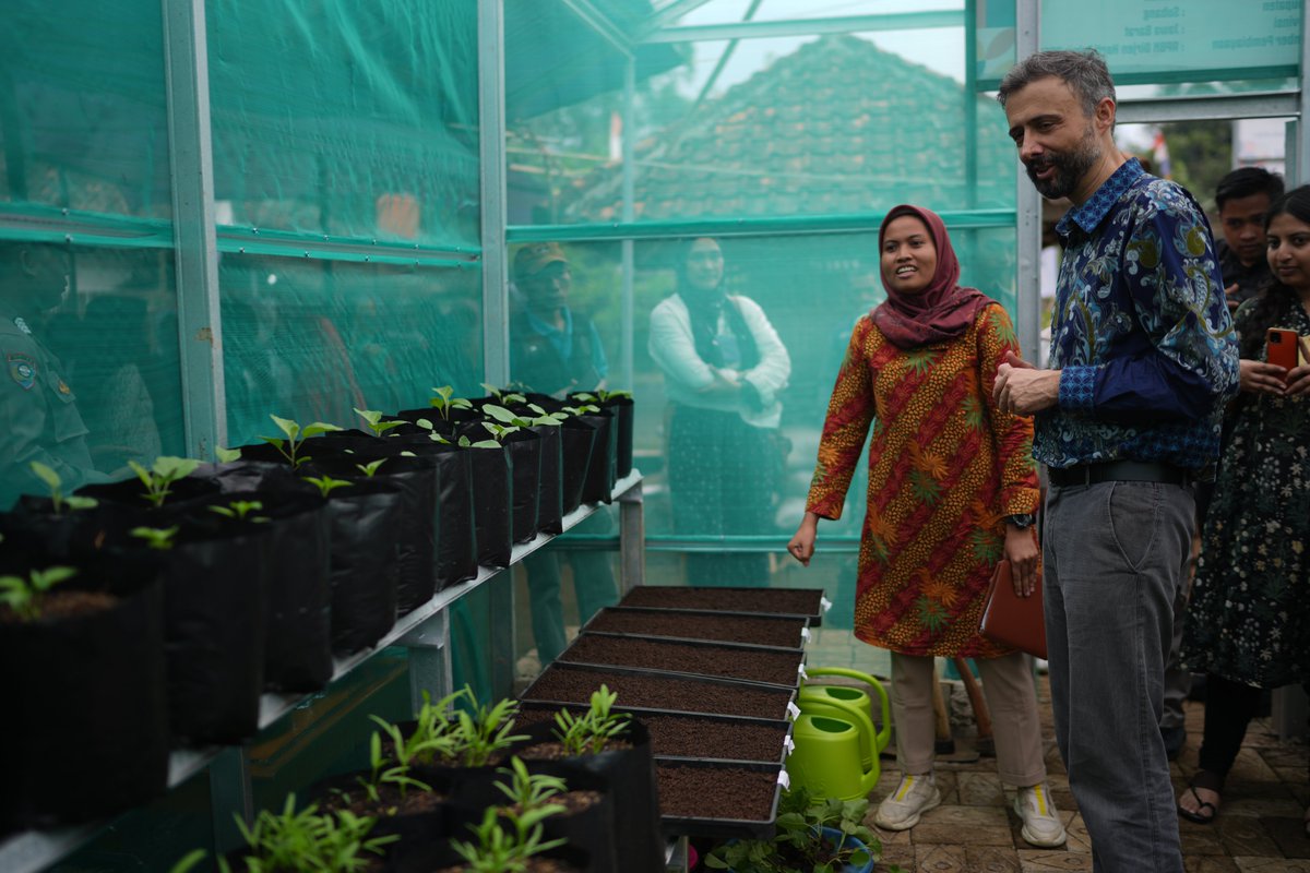 Alvaro Lario tweet media