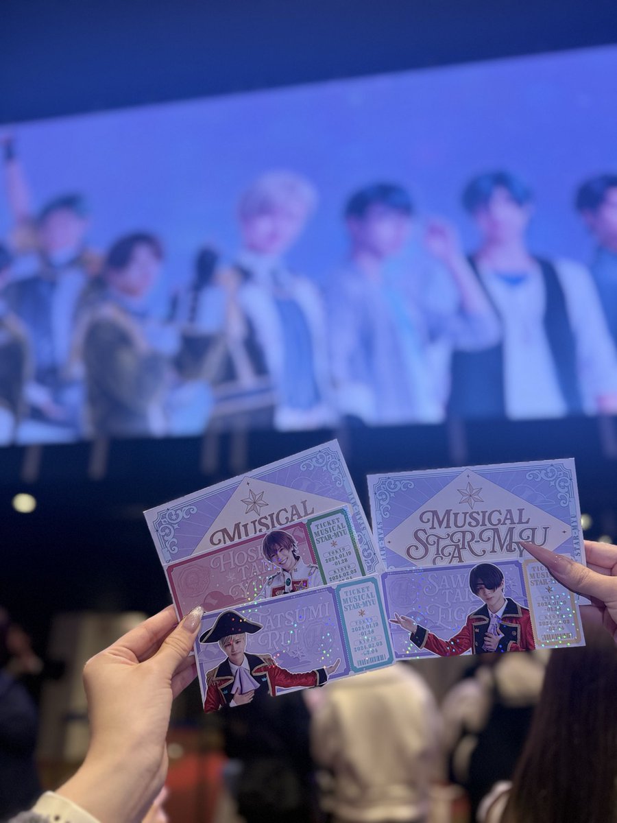 s 🐝🍯 tweet media