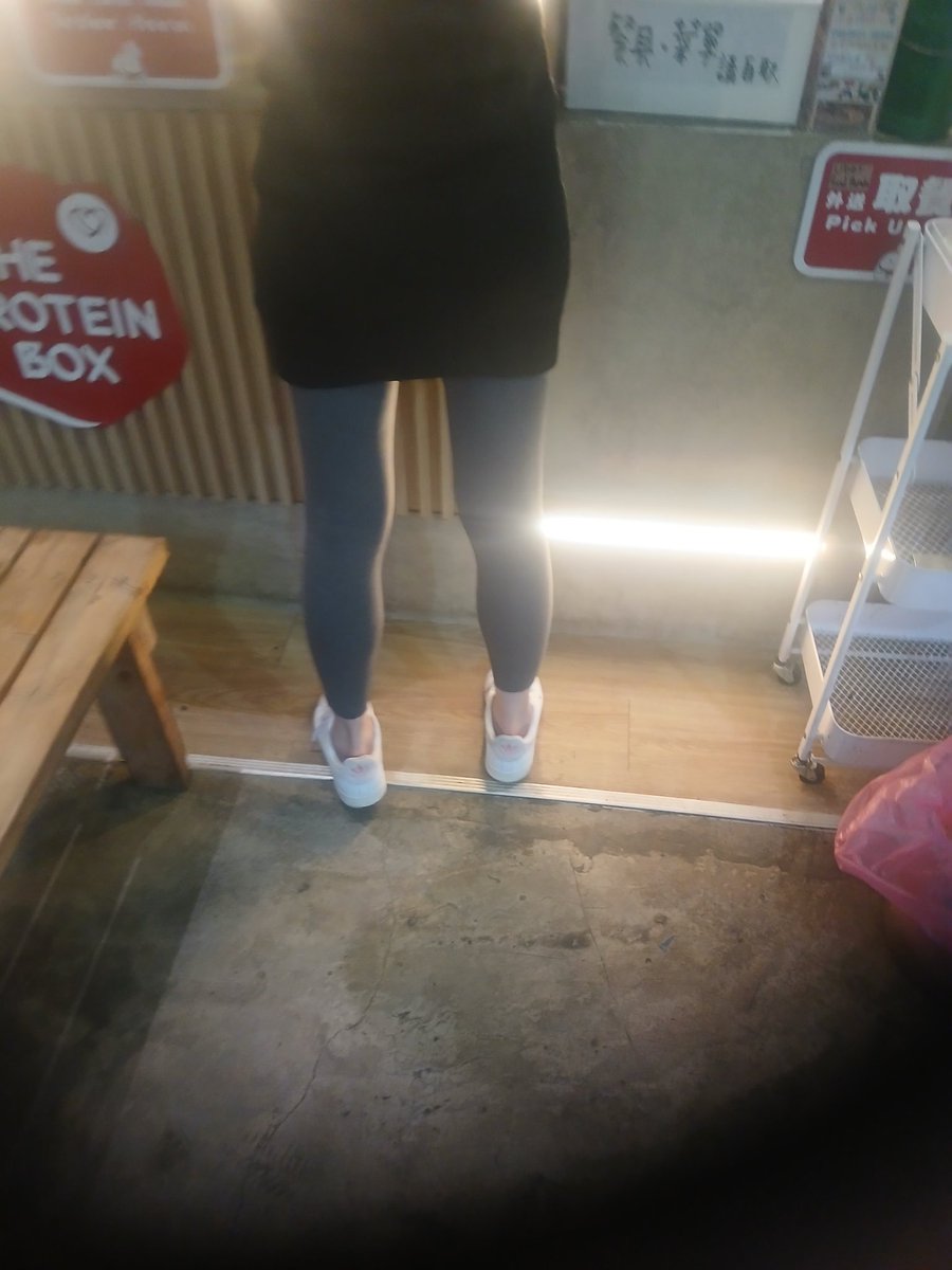 喜歡瑜珈老師嗎？
#瑜珈褲女孩