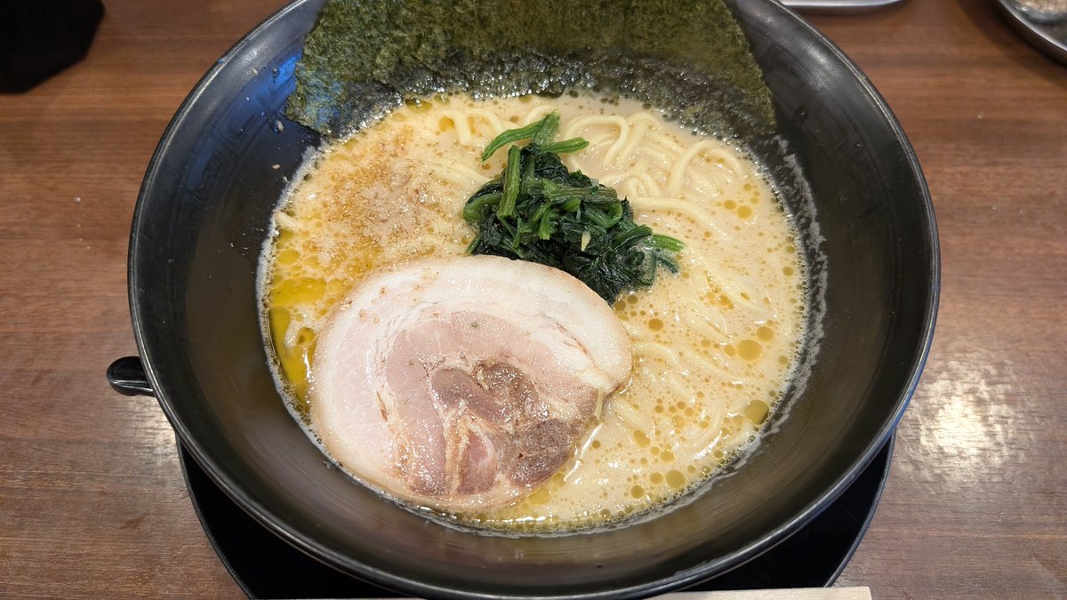 colotech37's tweet photo. 名古屋市北区

横浜家系ラーメン ガチ家

まぁ家系 https://t.co/iFr2fOjS0Z