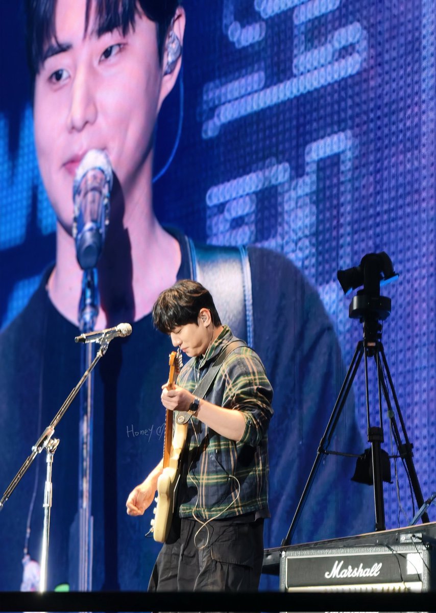 woodyꕤ Brian Kang tweet media