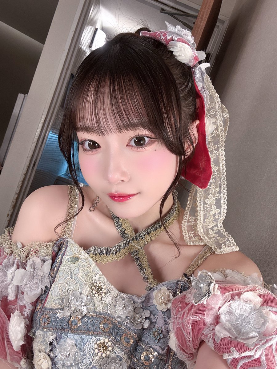 #ババババンビ 最後の対バンありがとうございました！本当に楽しかった！感極まっちゃってちゃんと伝えられたか分かんないけど、皆さんが感じてくれたものが全てです！少しでも楽しいと思ってくれた方3/28ラストライブ待ってます！何にも変えられない1日にしようね♡残り4回楽しも！
#アイドライズ2026