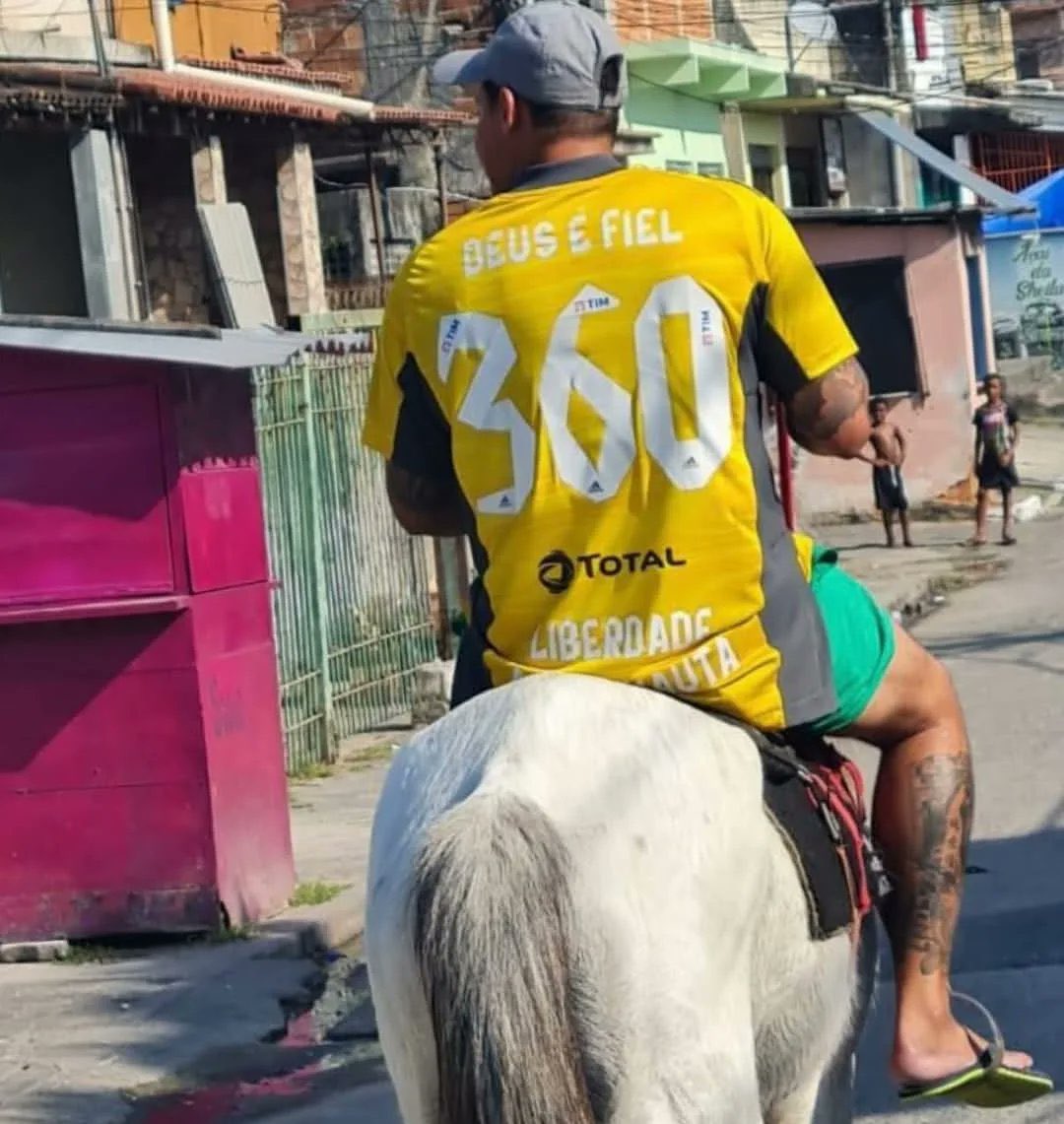 BAÚ DO RIO OFC tweet media