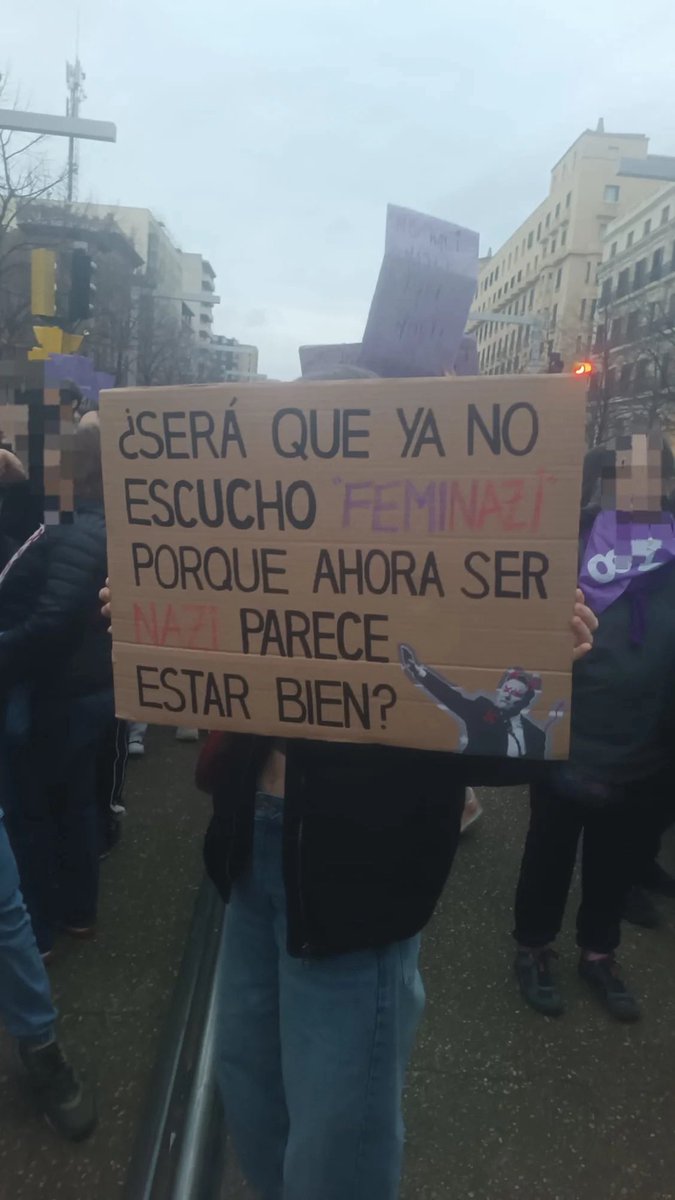 #8M