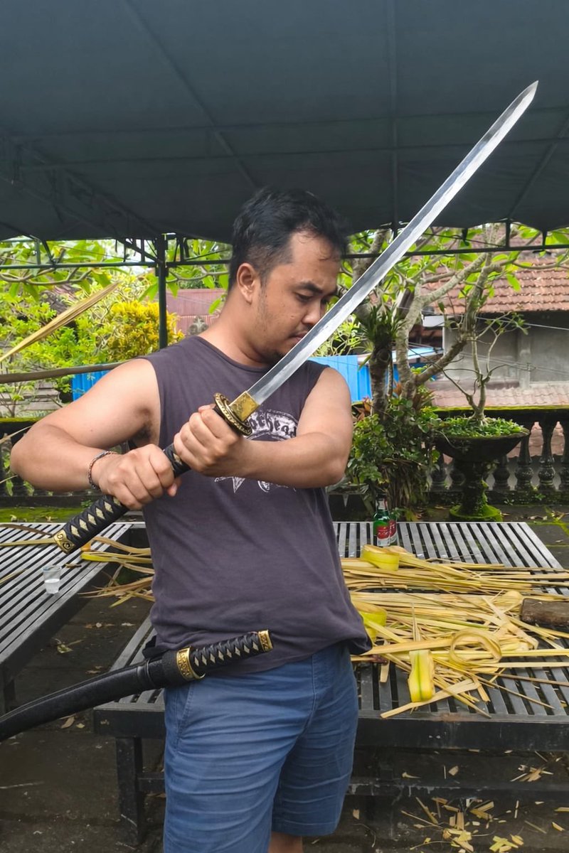 hey <a href="/grok/">Grok</a> who this guy ?