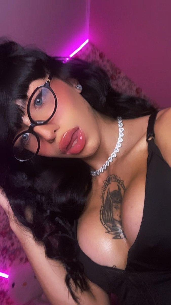 soymadame_'s tweet photo. 🫦😈 https://t.co/pCpy7xGTGU