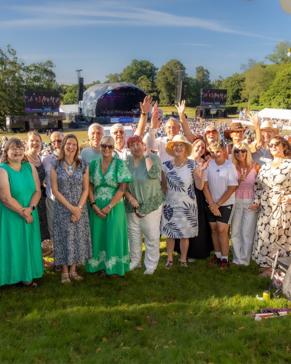 Leeds Castle Concert tweet media