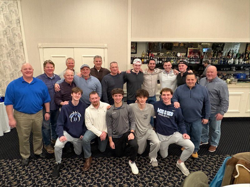 dhsbaseball tweet media