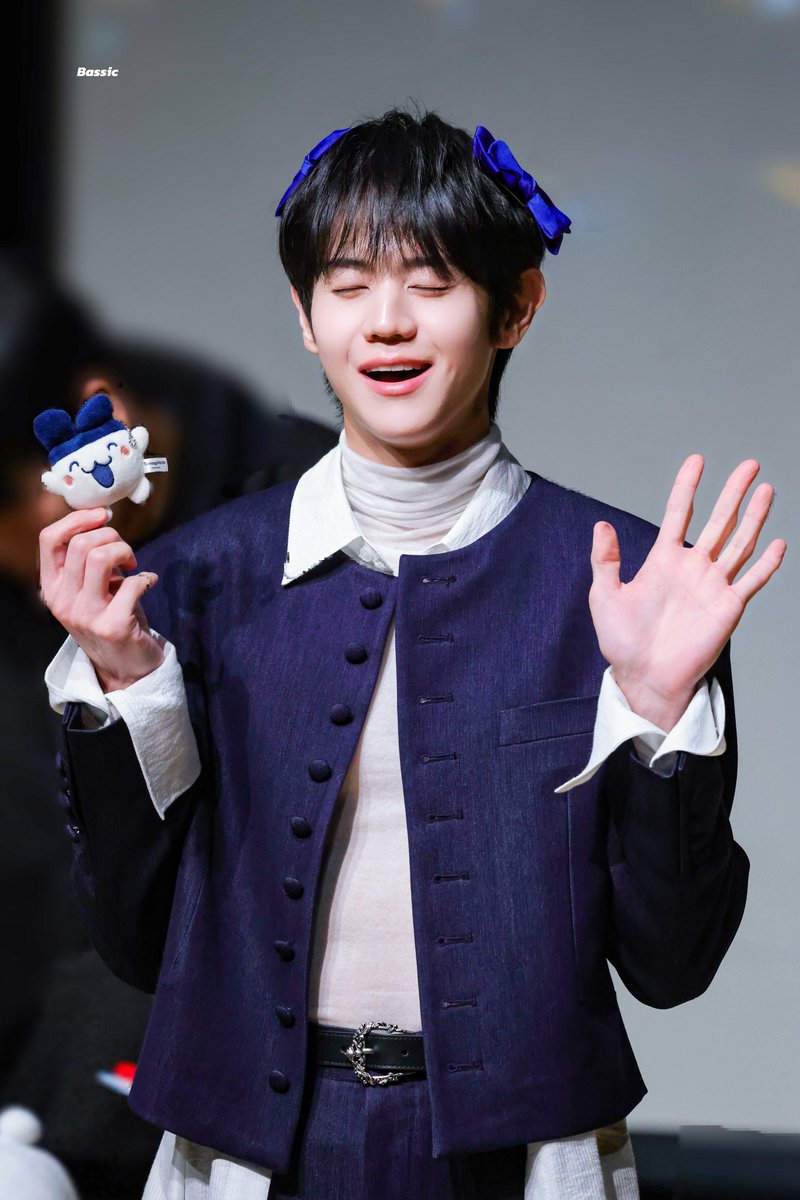 𝑩𝑨𝑺𝑺𝑰𝑪 tweet media