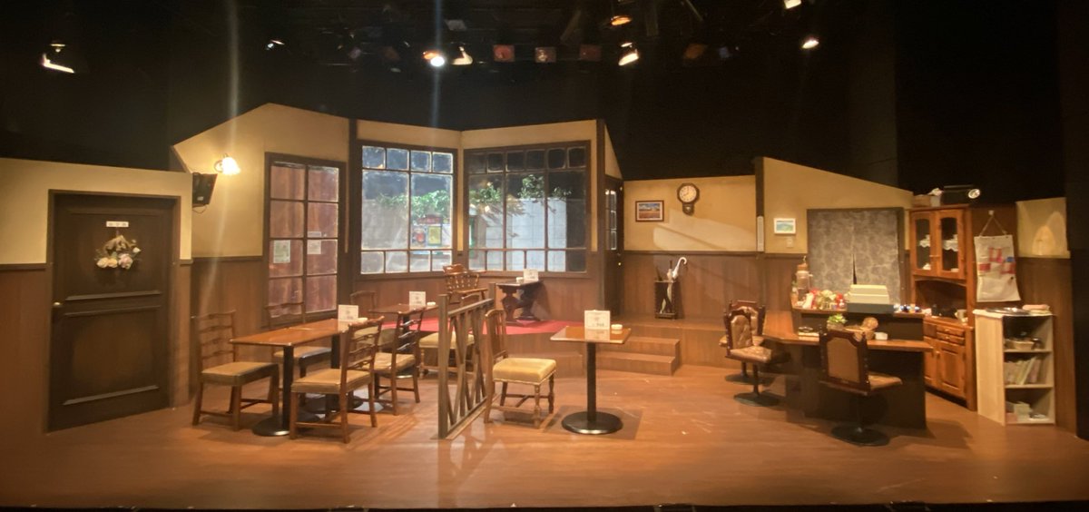 舞台「白い星」
無事に大千穐楽を迎える事ができました。

ご来場頂き誠にありがとうございました！

喫茶雪月花に通う日々は苦しくもあり、楽しくもあり、忘れることのない思い出となりました。

お客様にとっても、心に残る作品となっていることを願うばかりです。

造田拓弥役、東 拓海
#白い星2026