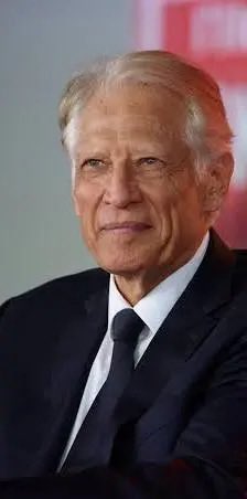 <a href="/Villepin/">Dominique de Villepin</a> est vraiment hors catégorie 👏  vivement, 2027