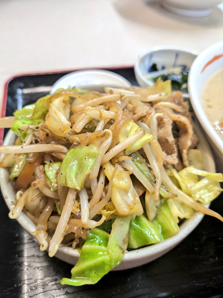 menchoko1209501's tweet photo. ラーメンよりメインの面構えだった… https://t.co/NjC8smJMpV