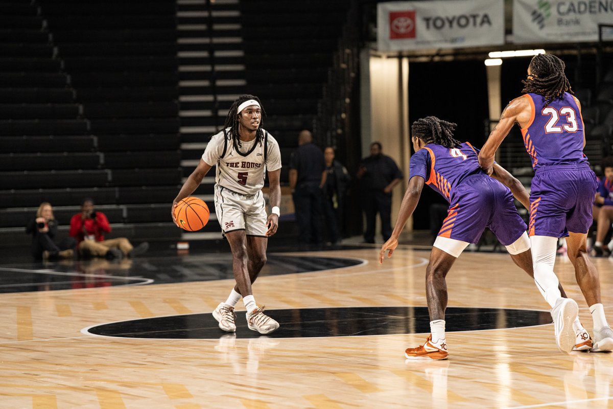 Robert Brazelton tweet media