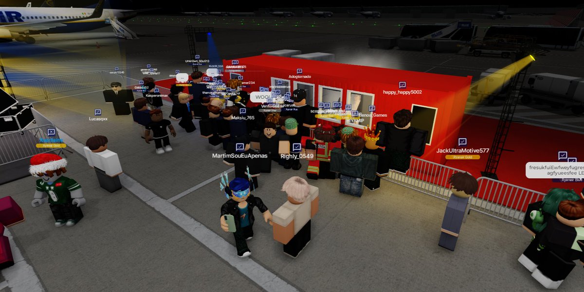 ROBLOX Ryanair tweet media