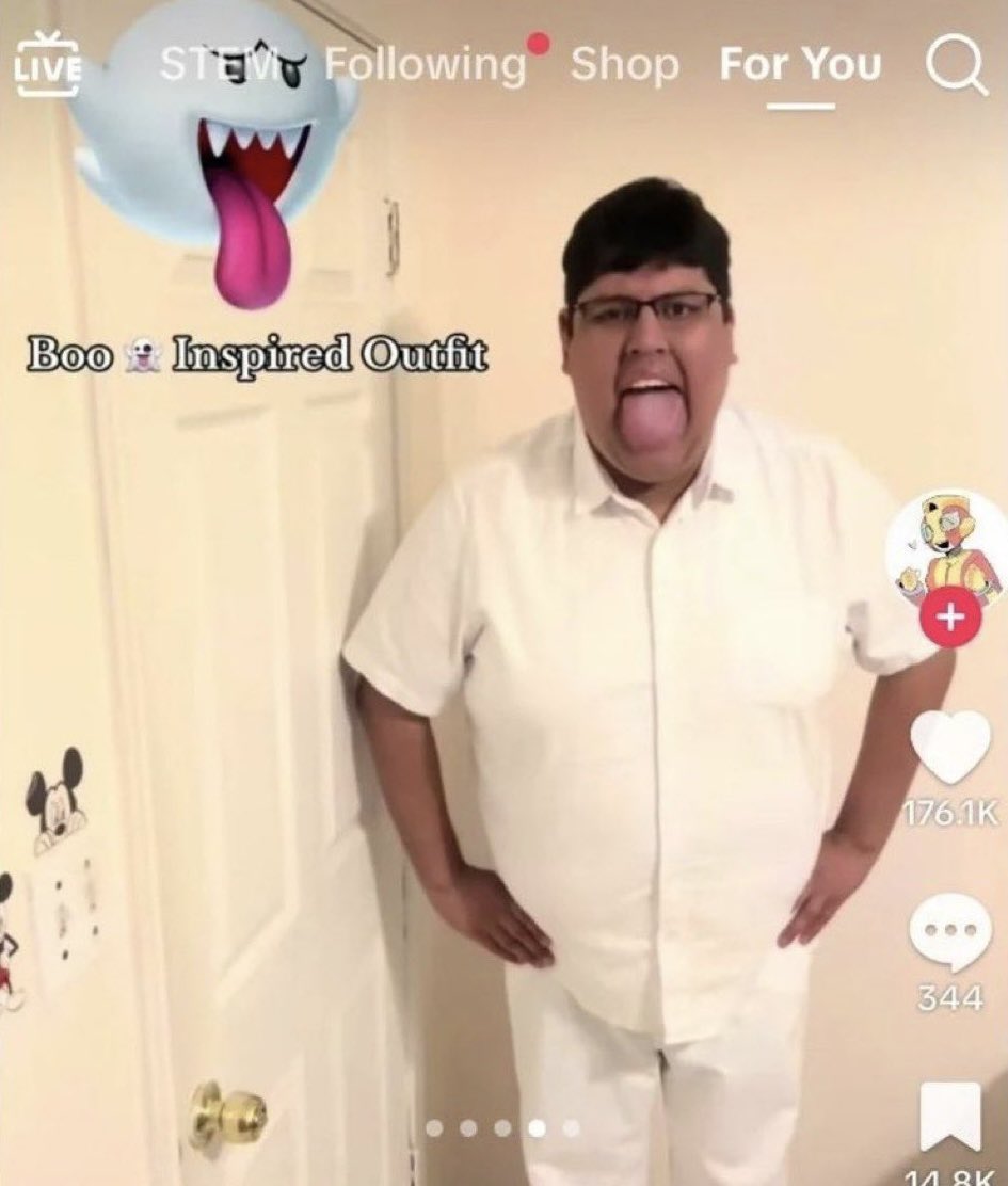 InfiniteGatos tweet media