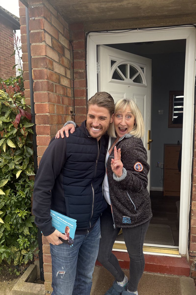 Aaron L Taylor tweet media